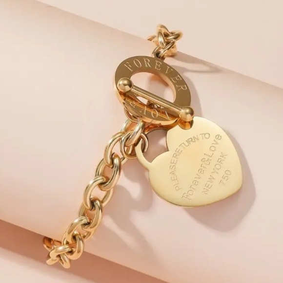 18k Gold Heart Charm New York 750 Chain link toggle bracelet Gold Electroplated - Picture 1 of 1